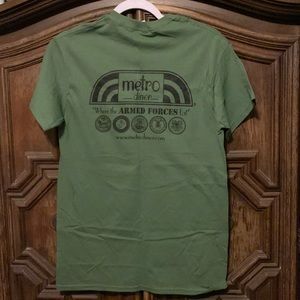 Metro diner armed forces t shirt small